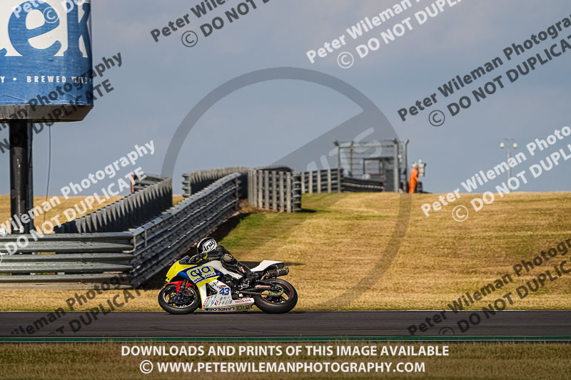 donington no limits trackday;donington park photographs;donington trackday photographs;no limits trackdays;peter wileman photography;trackday digital images;trackday photos